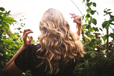 Unleash the Magic of Coiffure for Split End-Free Hair